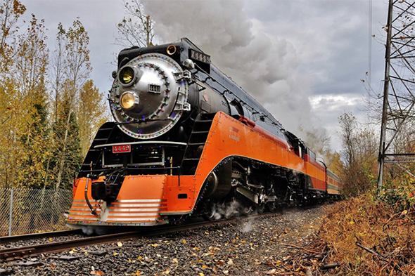 The FRA issued a safety advisory that makes recommendations for increasing hazard mitigation for on-track railroad workers near operating trains. The advisory applies to all federally regulated US railroad activity, including even holiday excursion services like the Southern Pacific “Daylight” steam locomotive operating on the Portland & Western Railroad in Oregon on November 26th, 2016. Image © 11/2016 by Nikki Burgess; all rights reserved.